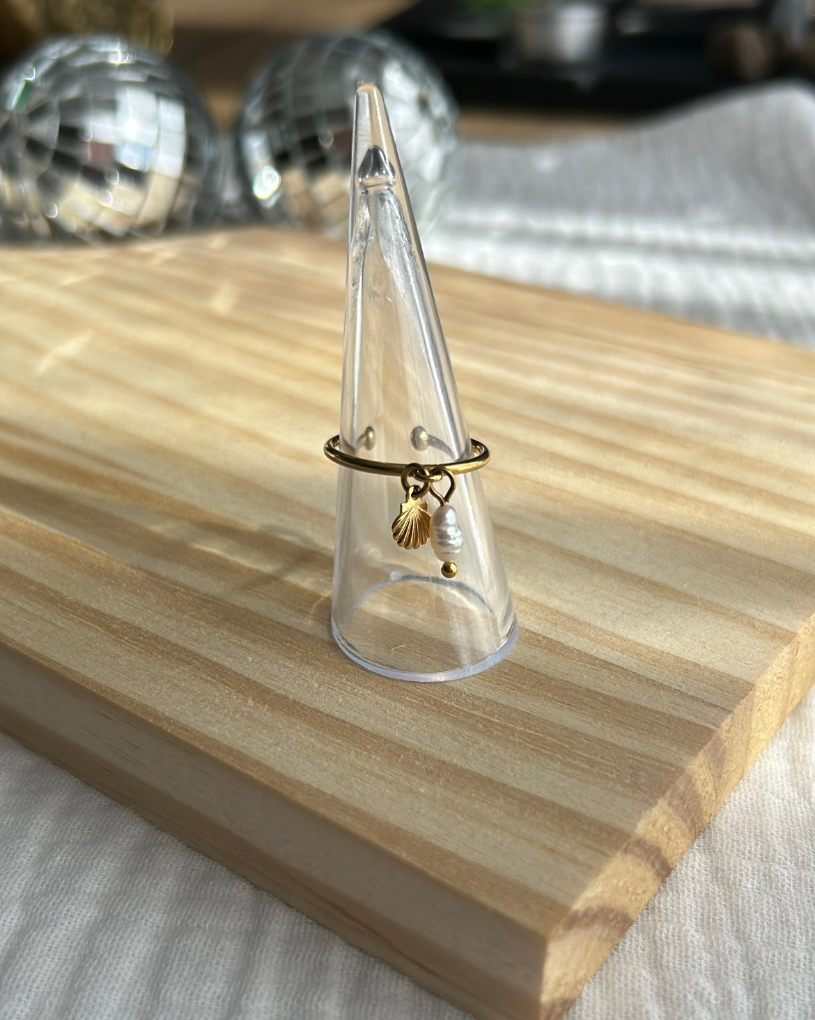 ONDINE ring | Money
