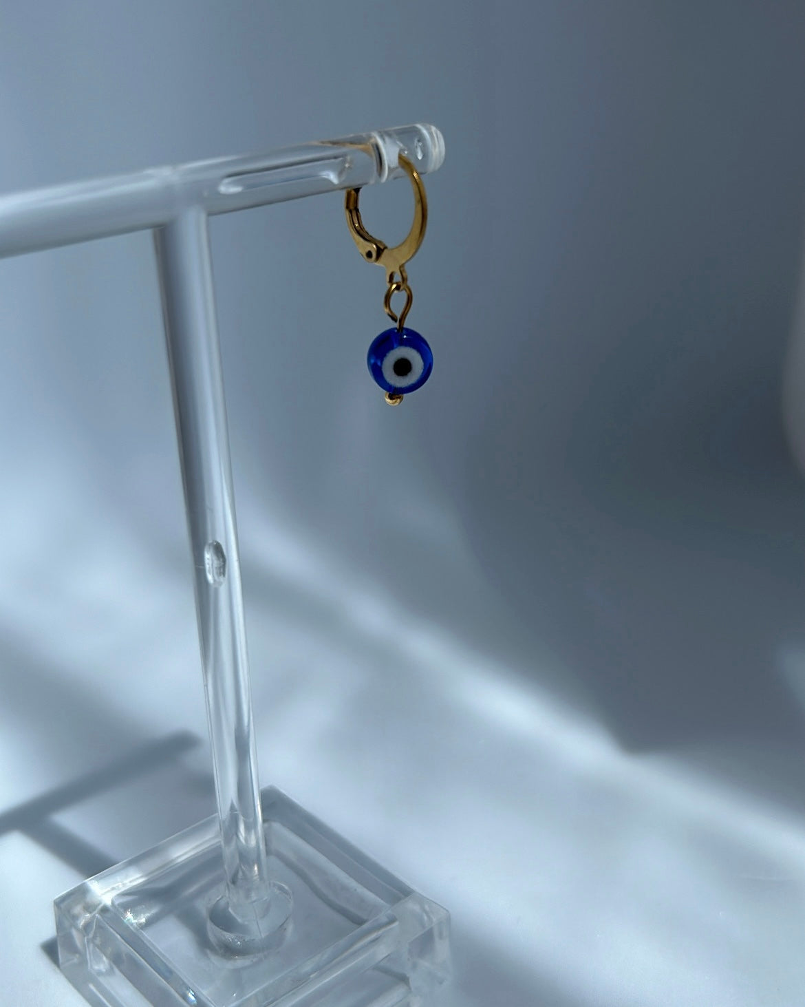 Monoboucle oeil grec | Or