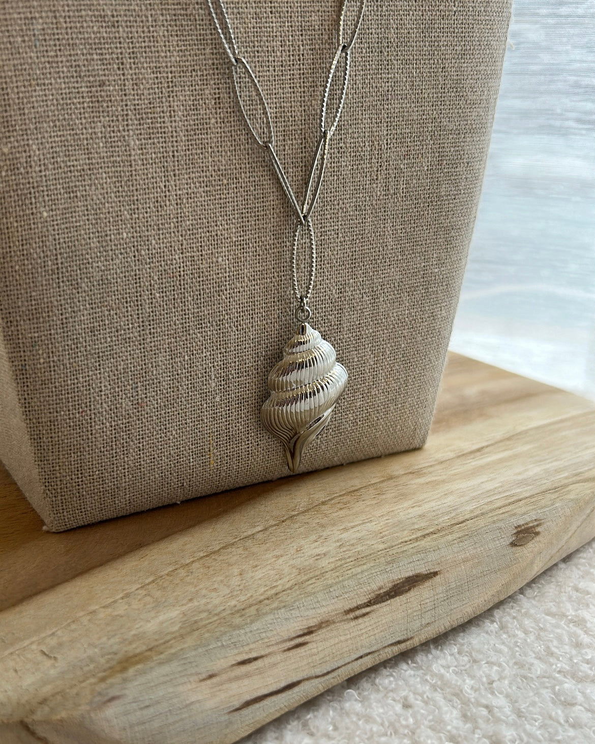 Collier ALMA