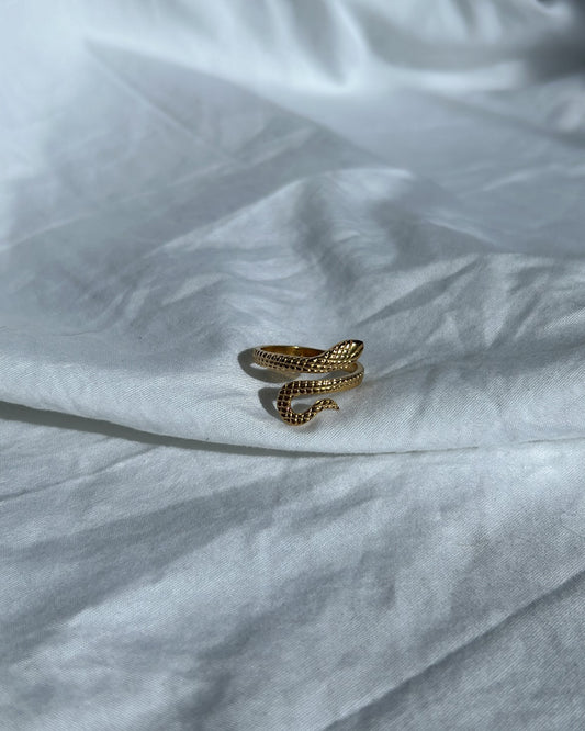 LINDA ring | Gold